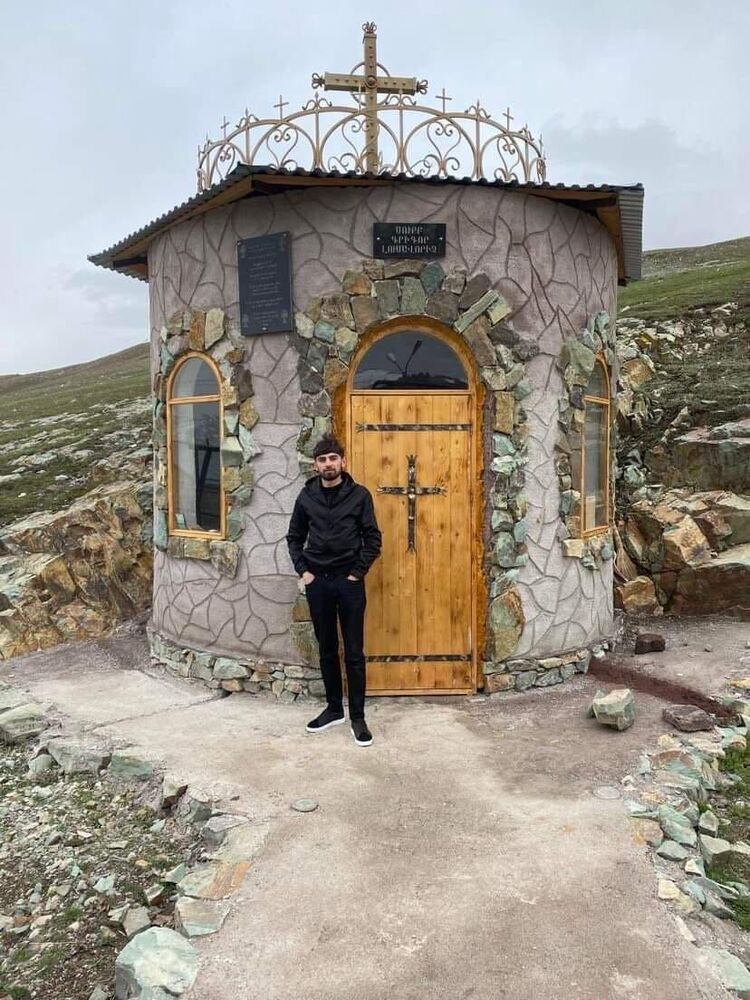  31169348  Samvel, 25 ,    