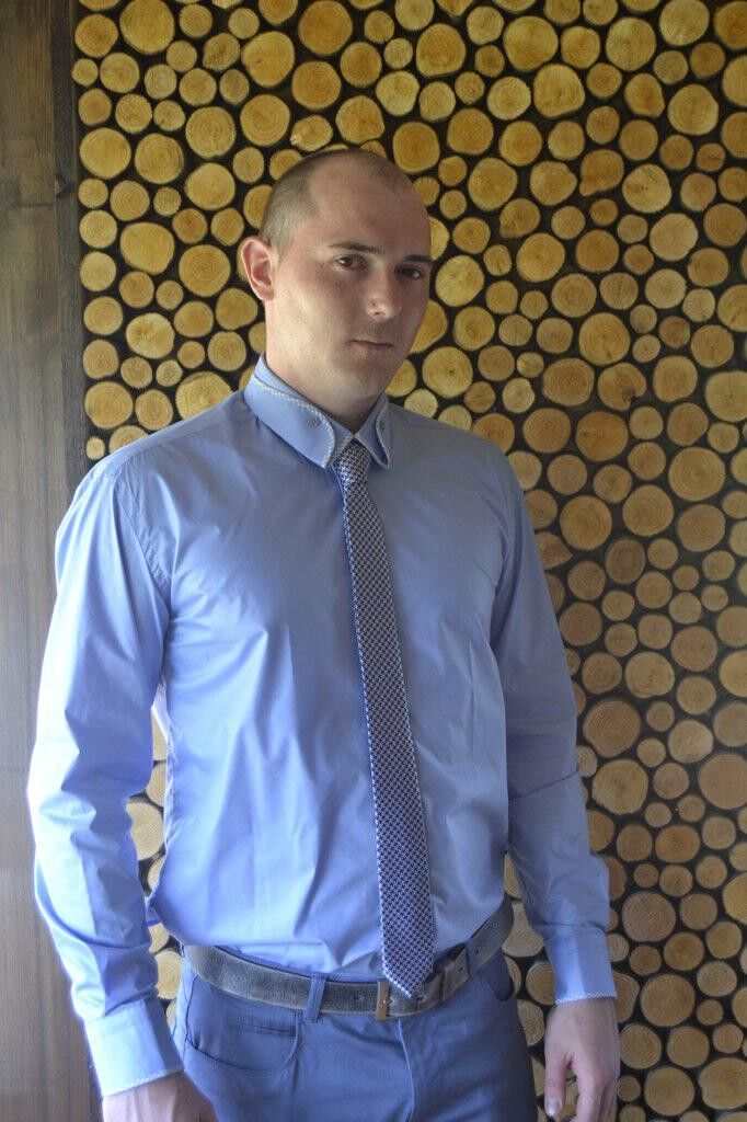  8029528  Alexandr, 30 ,    