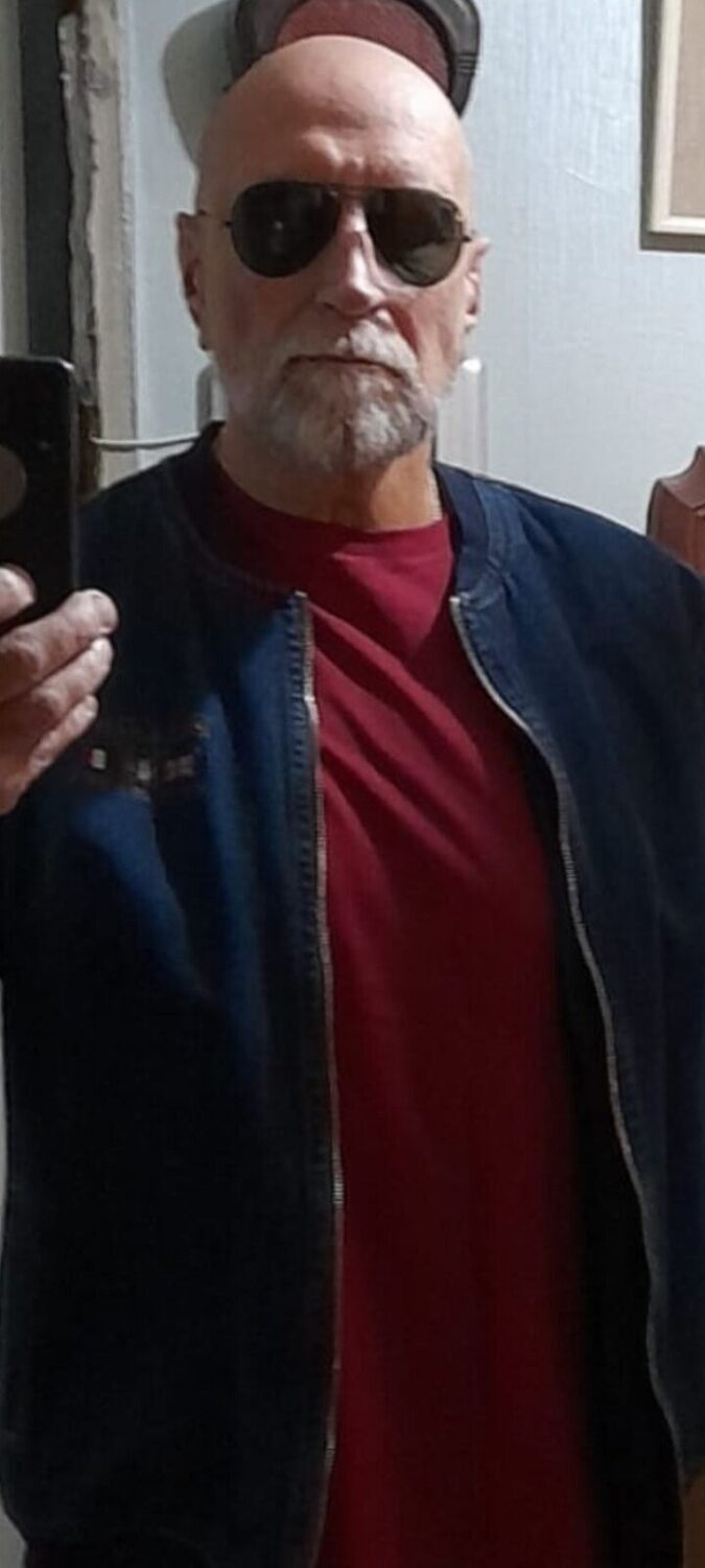  46706638  , 62 ,    