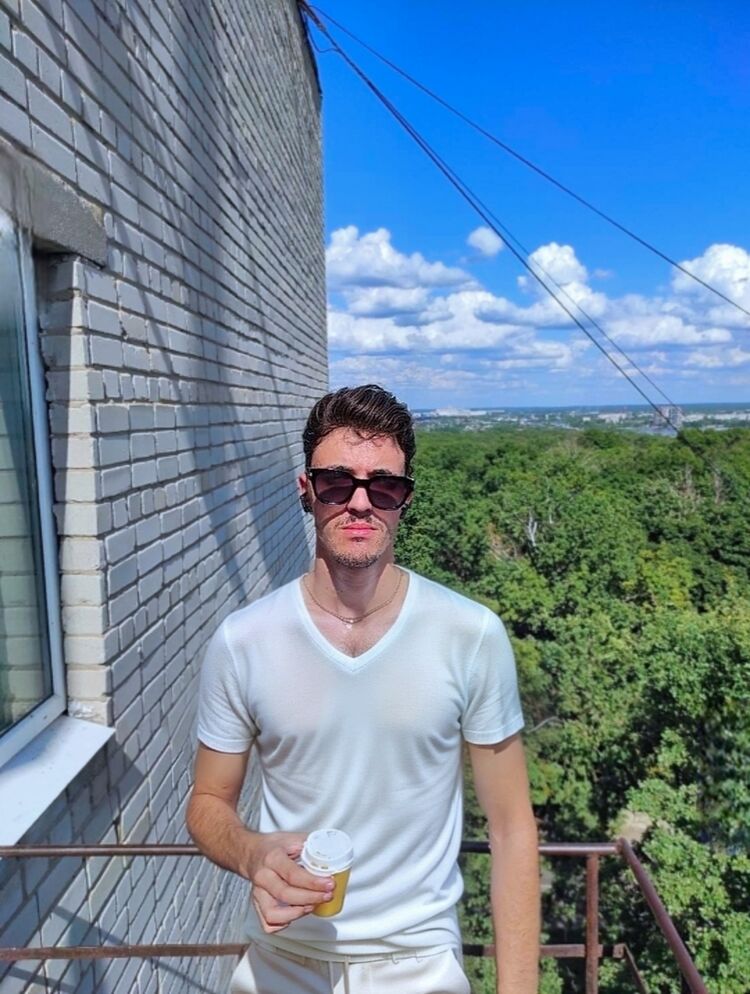  ,   , 25 ,   ,   