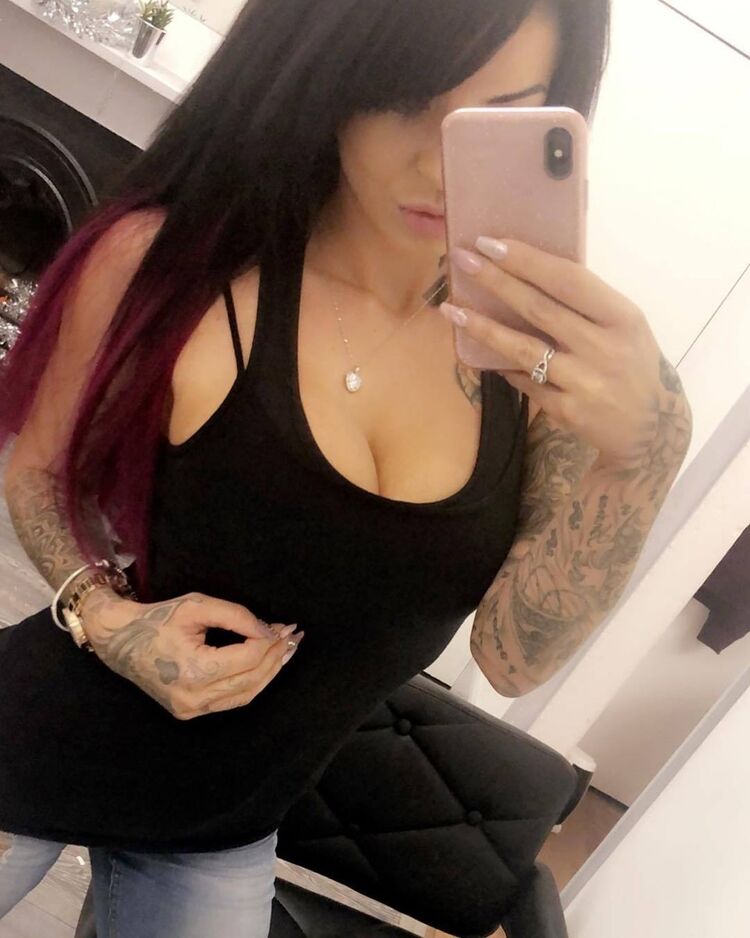  Flamatt,   Kaylieee, 35 ,   ,   , c 