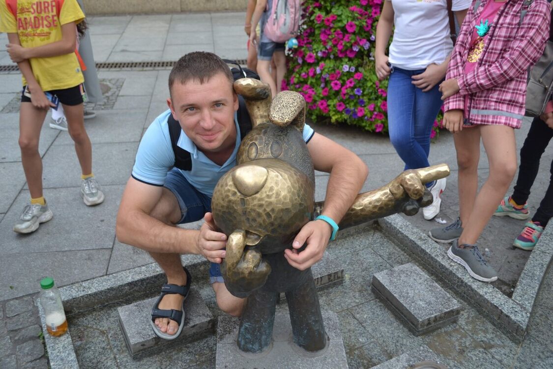  ,   Ihor, 37 ,   ,   