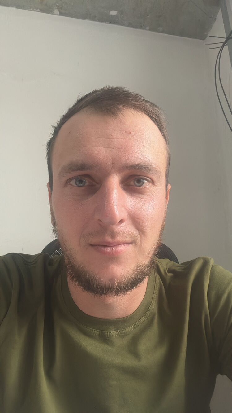  47681088  , 30 ,    