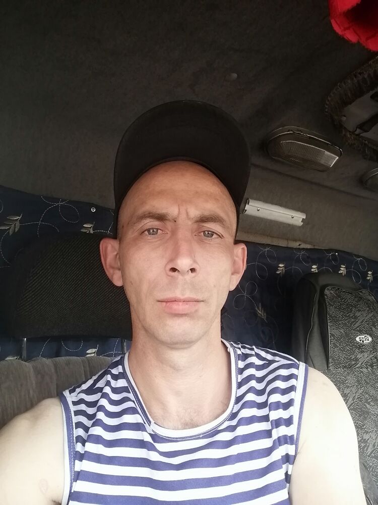  44036208  , 37 ,    