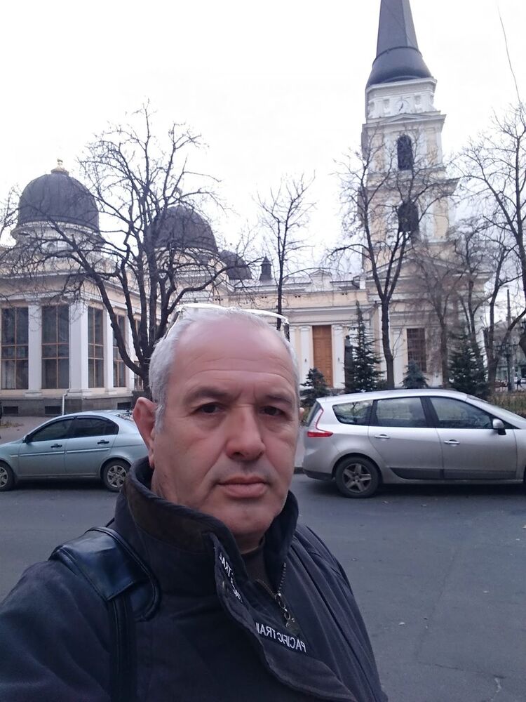  18728408  Mikey, 60 ,    Ramat Gan