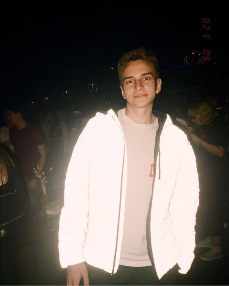 ���� 49048448 ������� �����, 28 ���, ���� ���������� � ���������