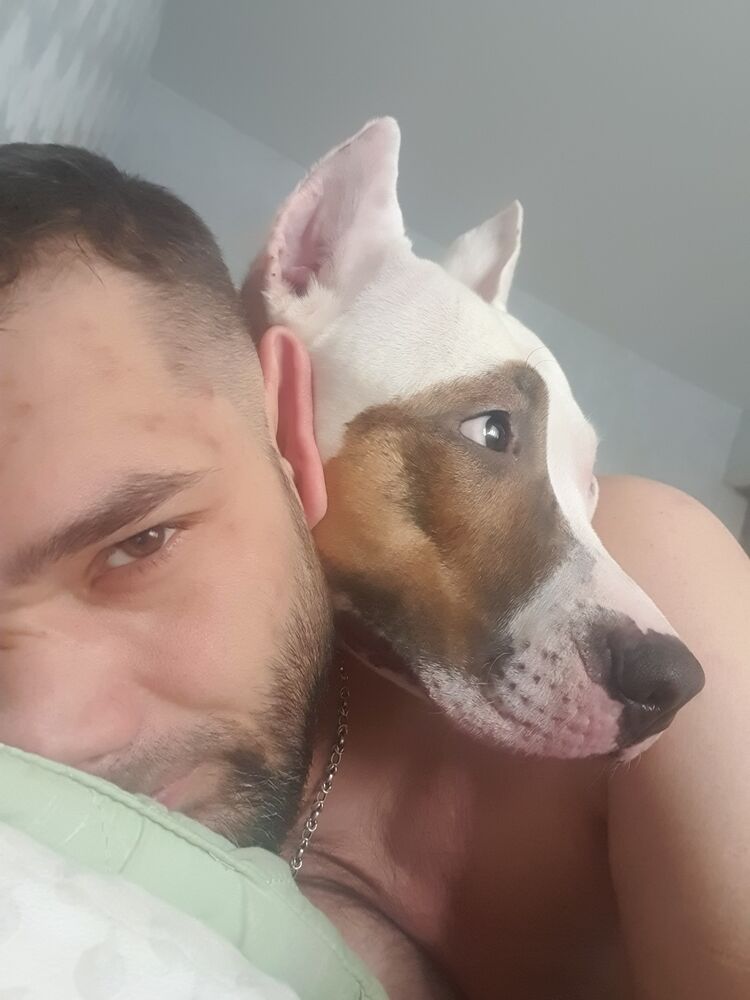  ,   Bagz, 39 ,   c 