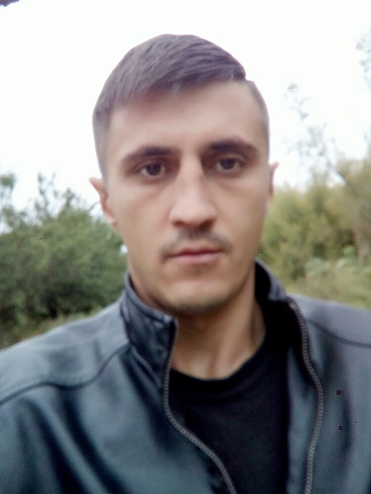  18148878  , 32 ,    
