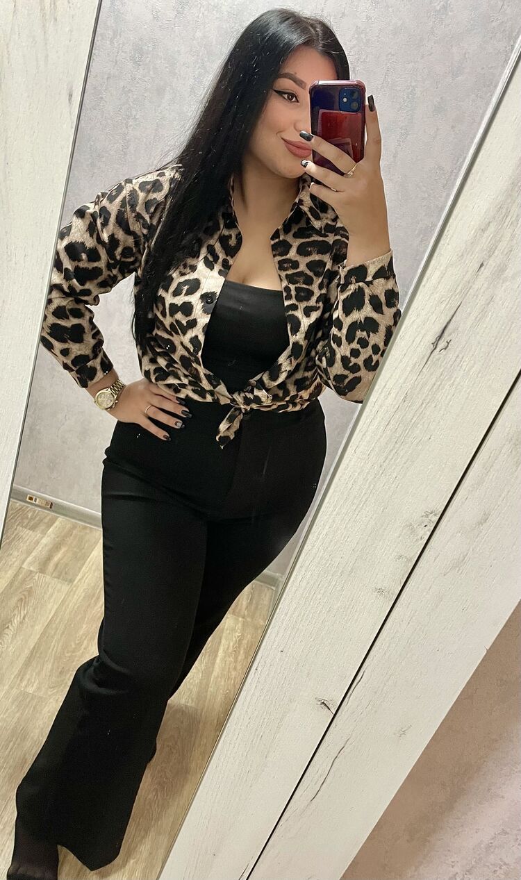  46728728  , 24 ,    