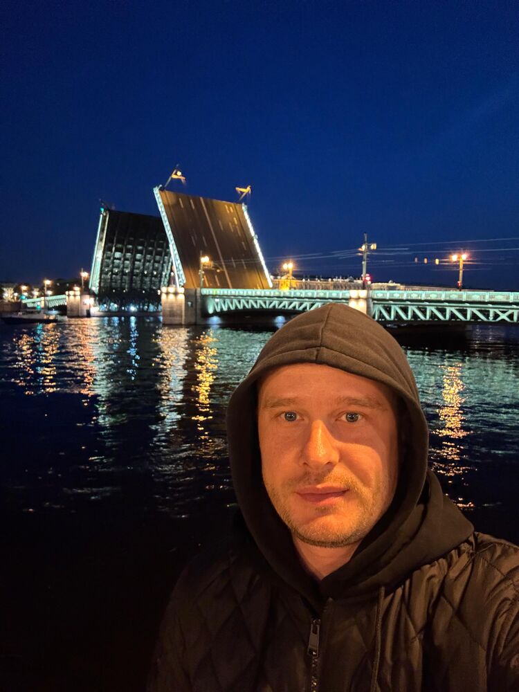  54689598  , 36 ,    -