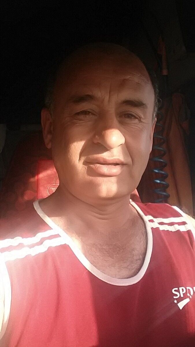  18977578  Siddik, 51 ,    