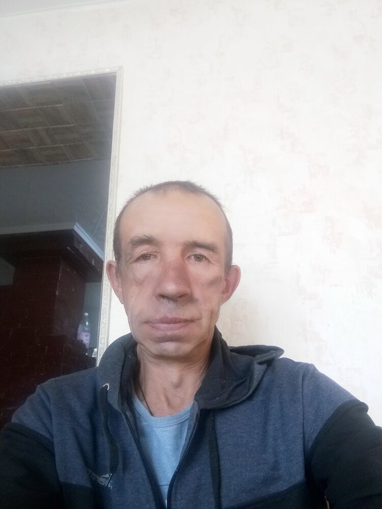  24083038  , 58 ,    
