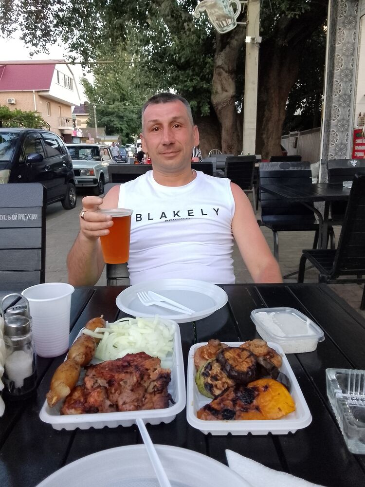  36920728  Ivan, 43 ,    -