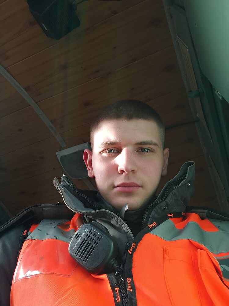  40762388  , 23 ,    