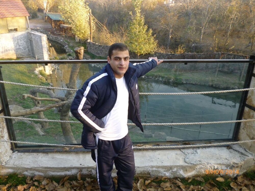  10763978  Gor, 37 ,    
