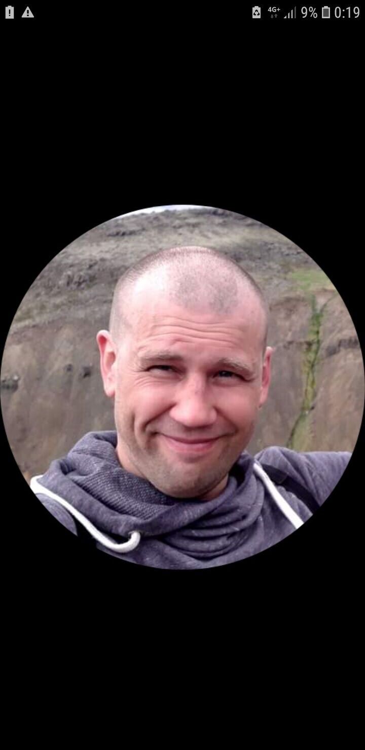  ,   Viktor, 43 ,   ,   
