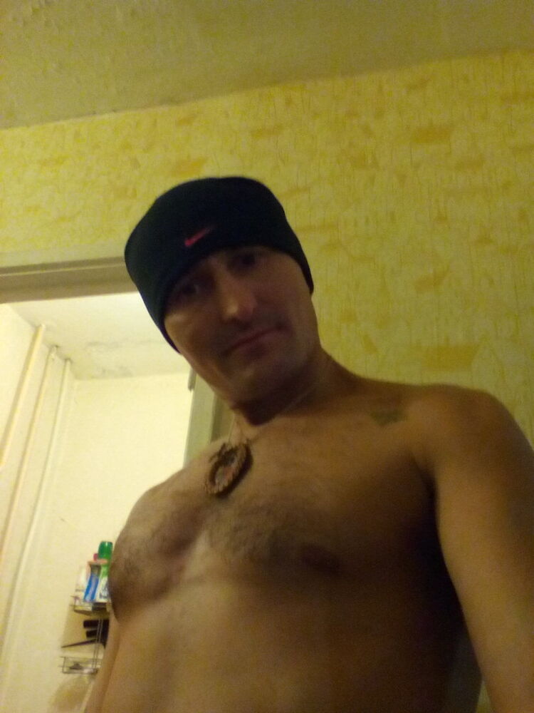  9428048  , 39 ,    -