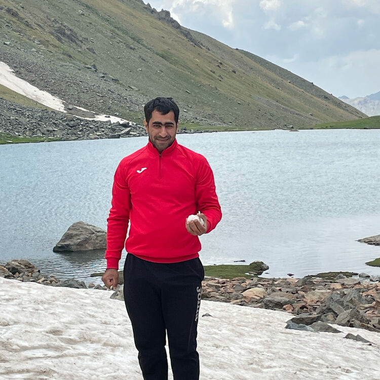  ,   Nariman, 33 ,   ,   