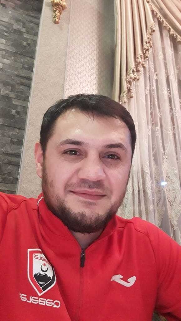  15948238  Shahin, 41 ,    