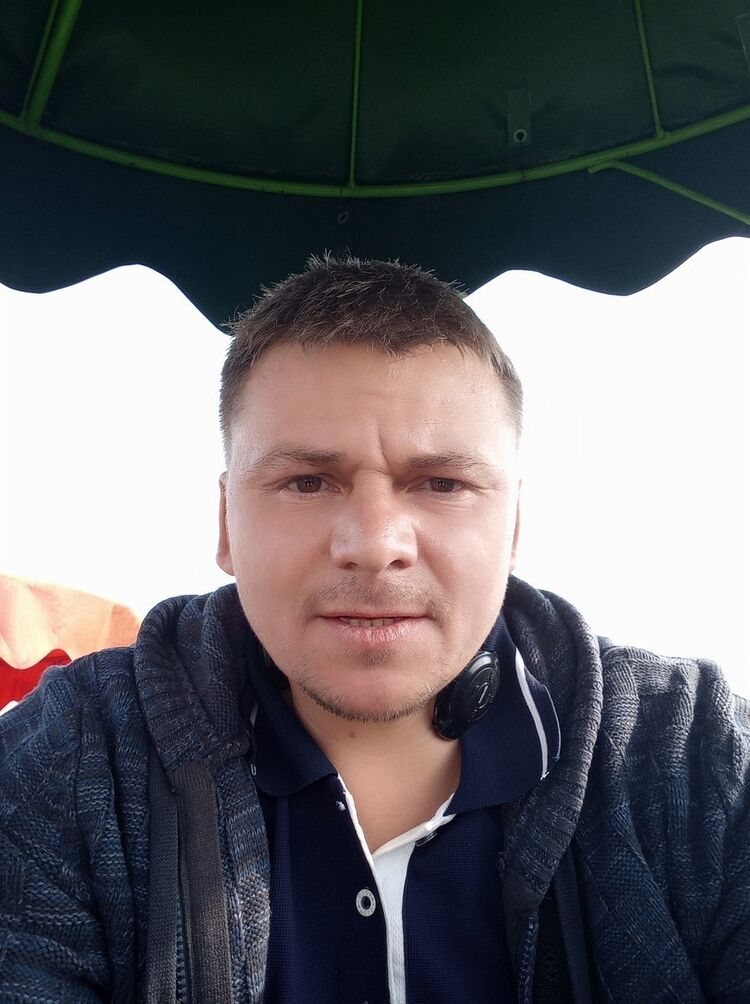  15875598  , 46 ,    