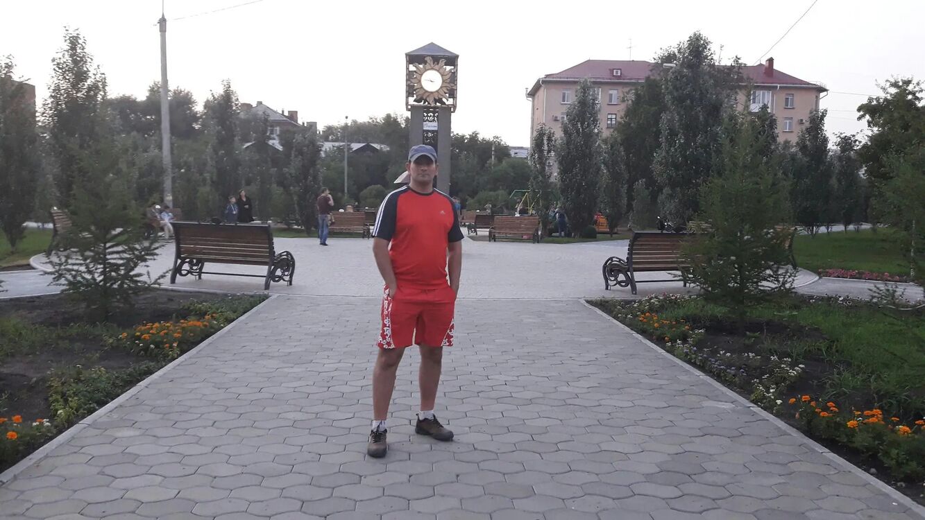  ,   Roman, 40 ,  