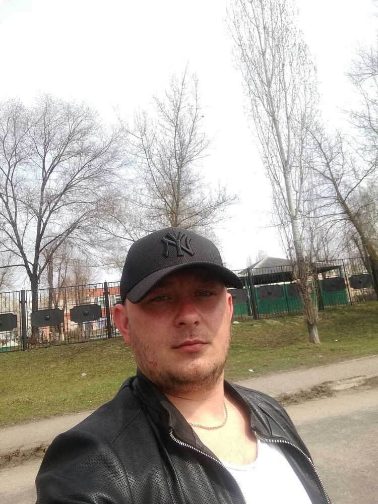   ,   Alexander, 36 ,     , c 