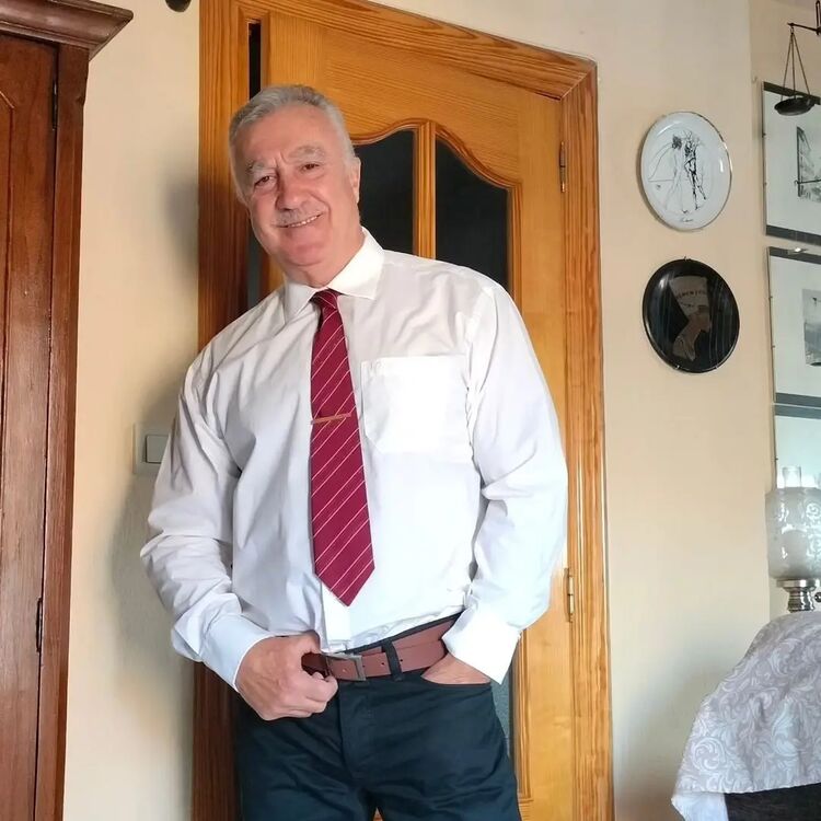  47689128  Liam Andrew, 56 ,    Harcourt