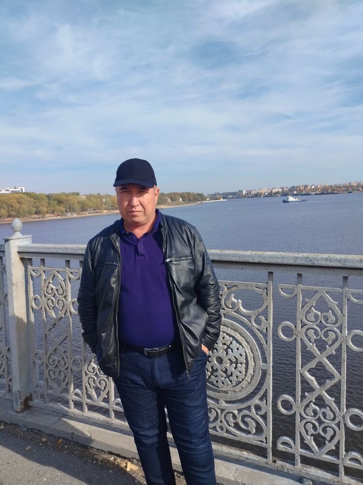  ,   Xamdam, 48 ,     , c 