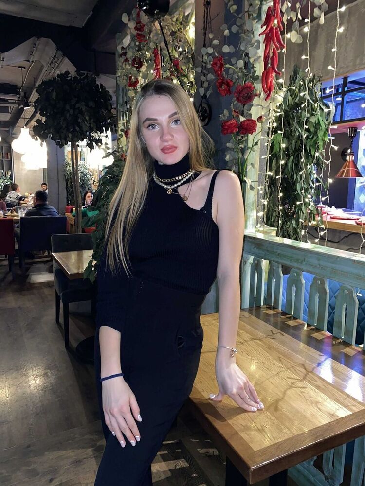 31871778  , 25 ,    -