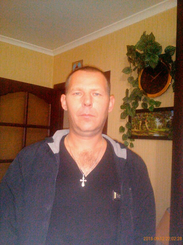  15068438  Andrei, 51 ,    