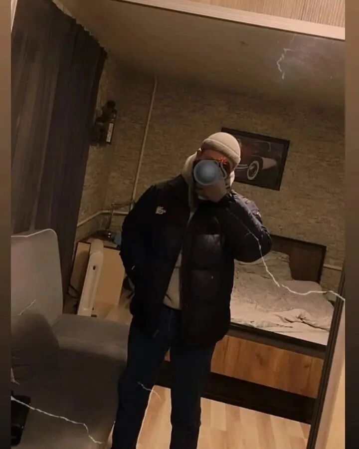  42897618  , 25 ,     