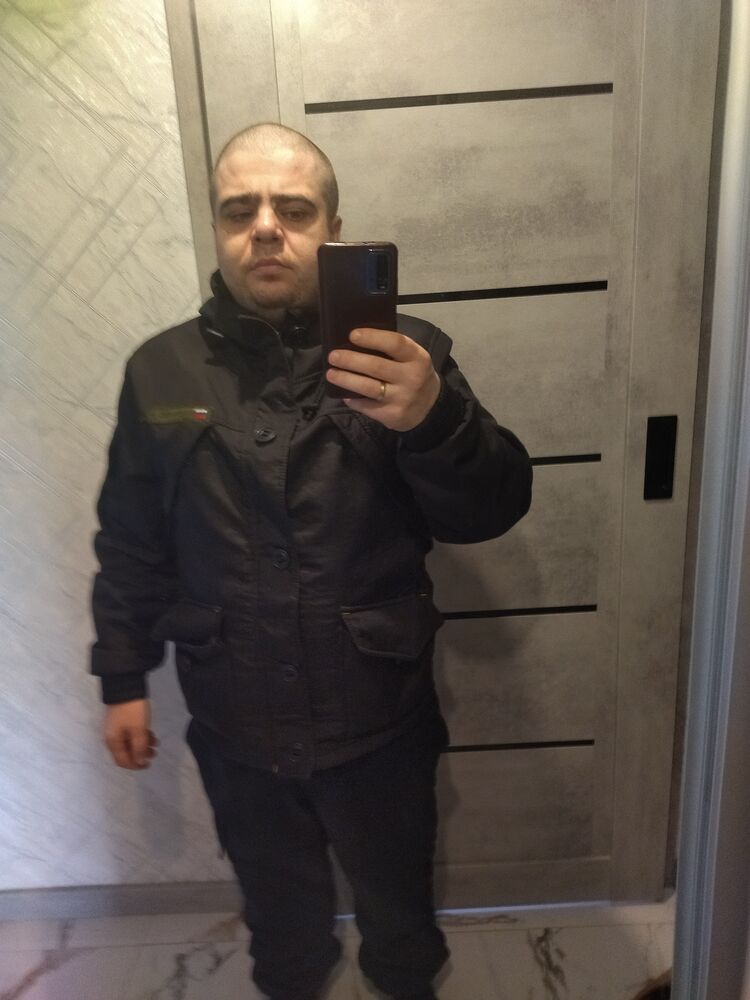  52716338  , 35 ,    -