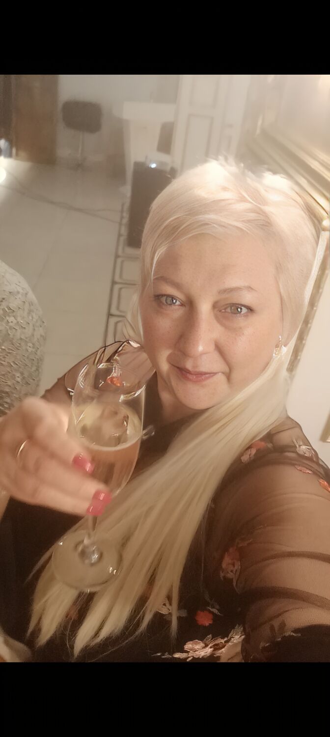  50812668  Olga, 47 ,    