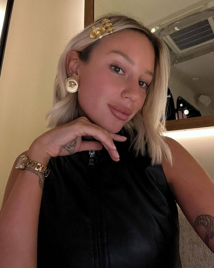  45095848  , 30 ,    -