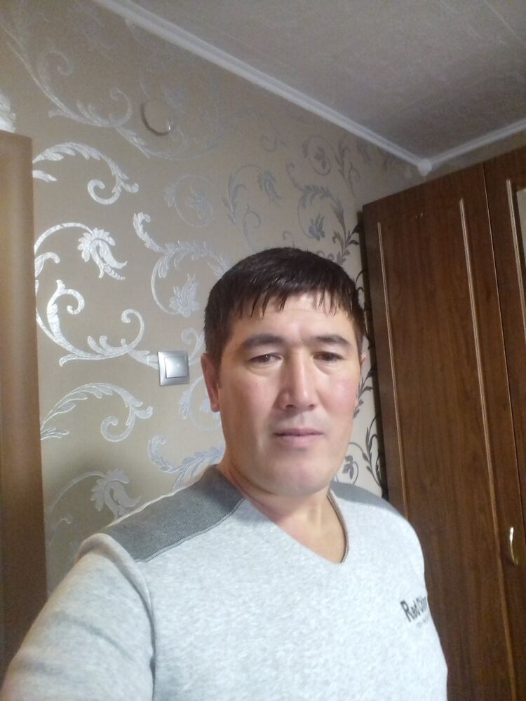  ,   Ali, 45 ,   ,   