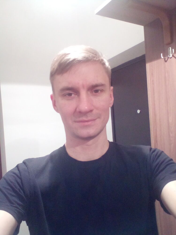  18287298  , 44 ,    