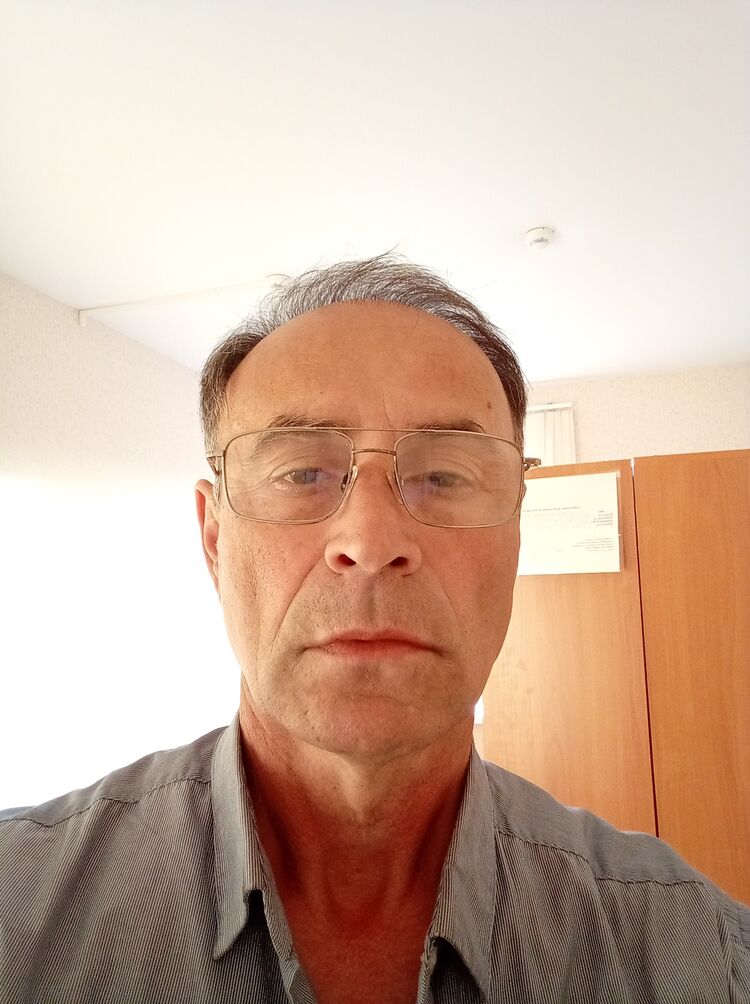  30384968  , 52 ,    