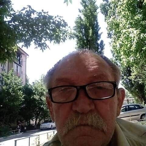  22207418  , 65 ,    