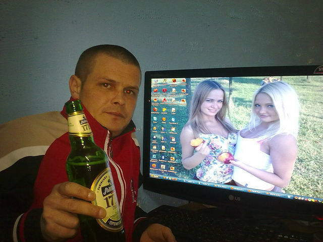  4032138  Vanja, 44 ,    