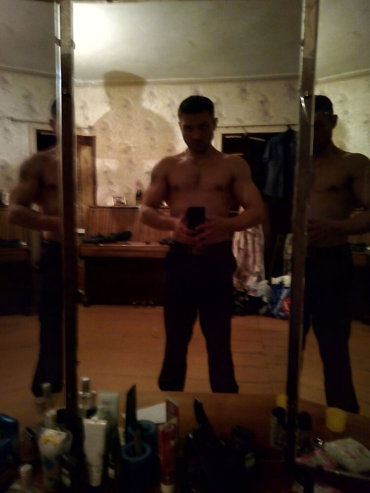  9611348  Sergei, 41 ,    