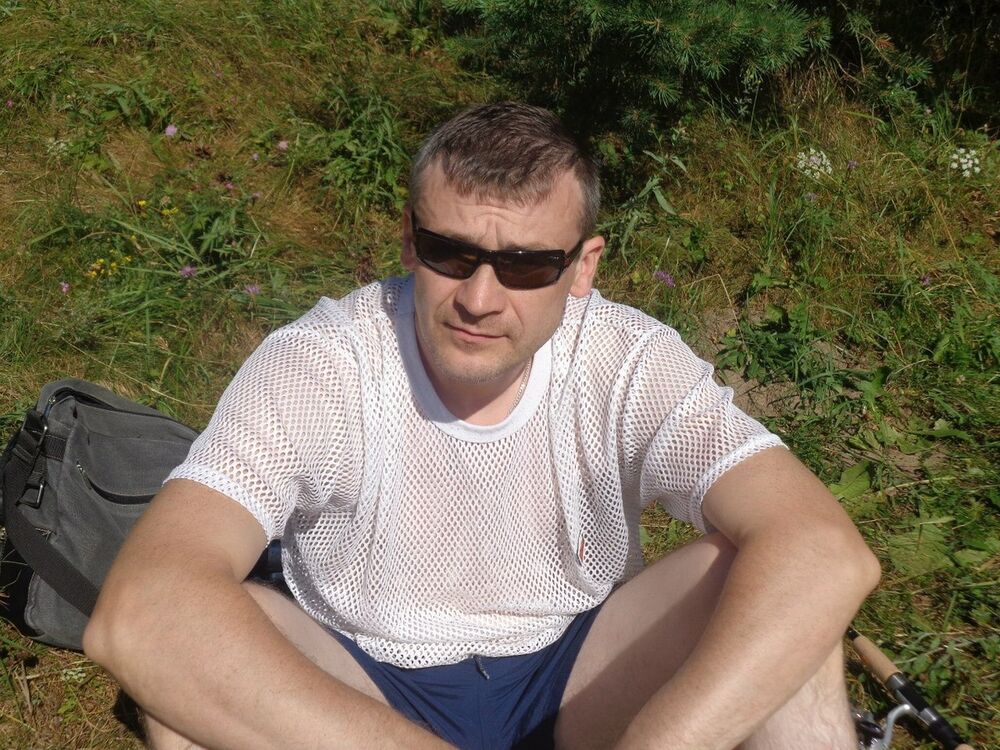  12729008  Leonid, 52 ,    