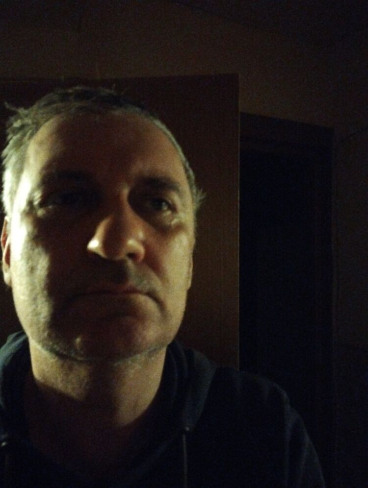  54368998  Pavel, 51 ,    