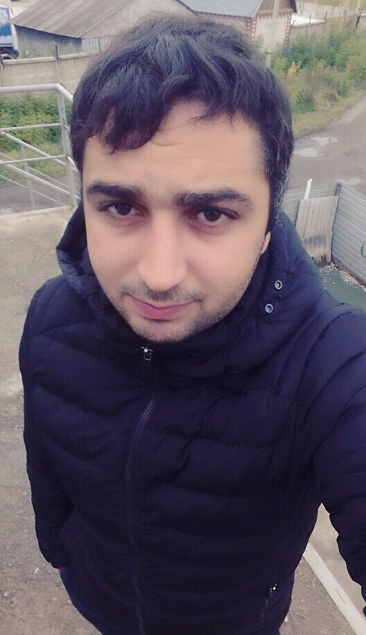  ,   Vahag, 34 ,  