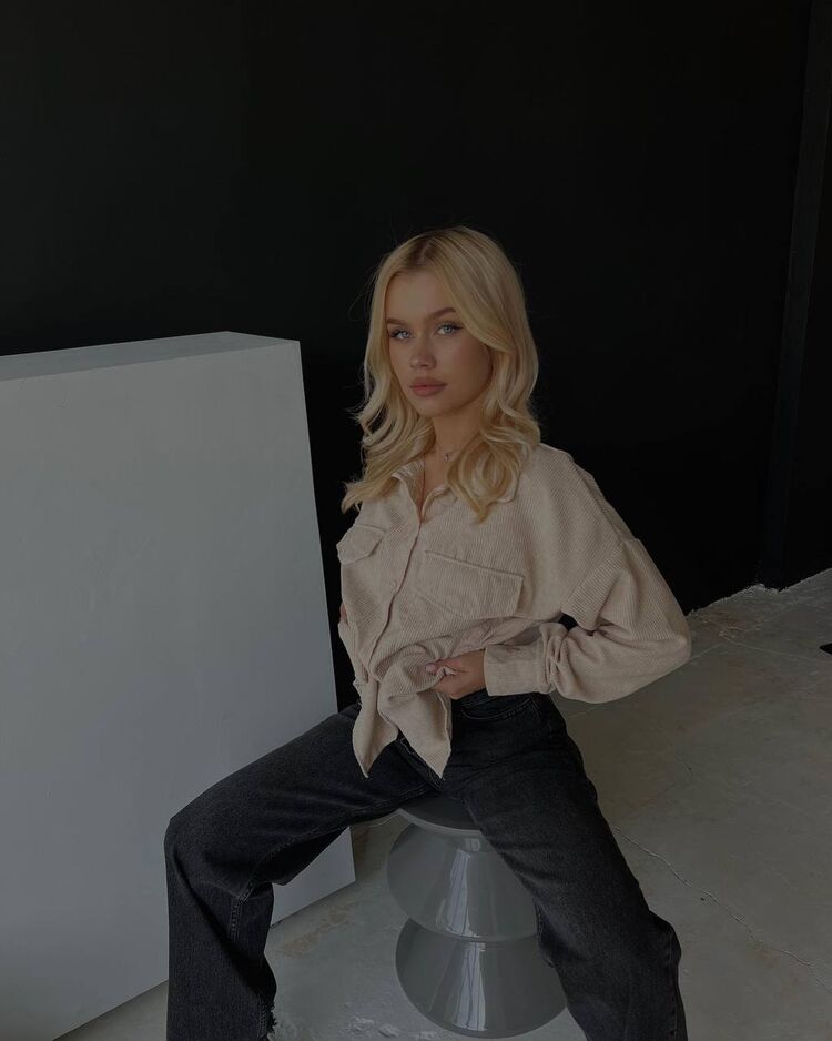 ���� 43640728 ������� �����, 22 ����, ���� ���������� � ������