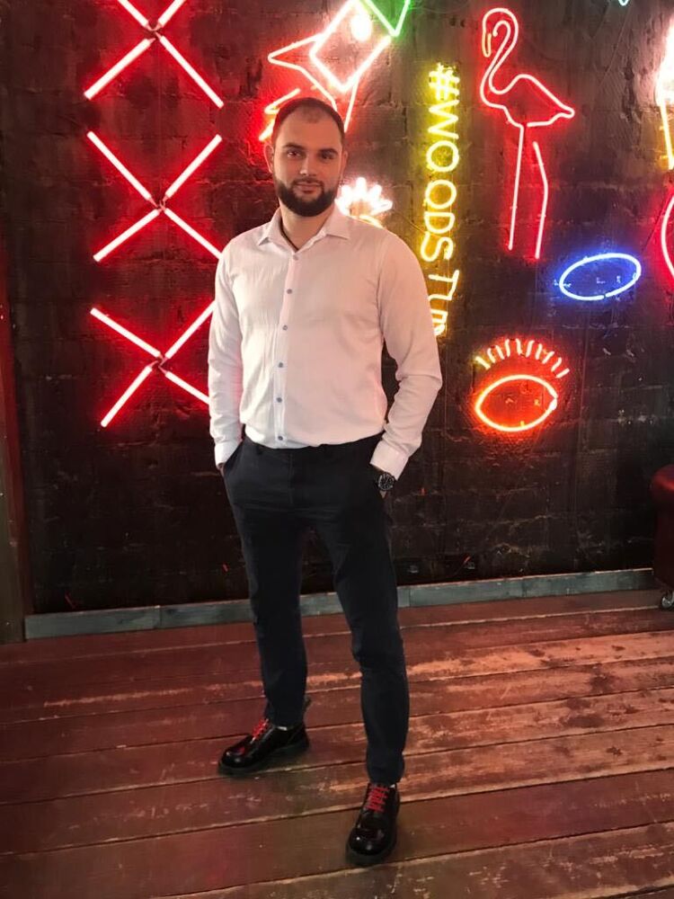  ,   Vladi, 41 ,   ,   