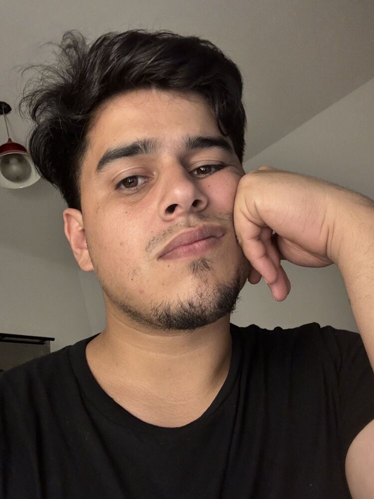  49265298  Elias, 27 ,    Wallace