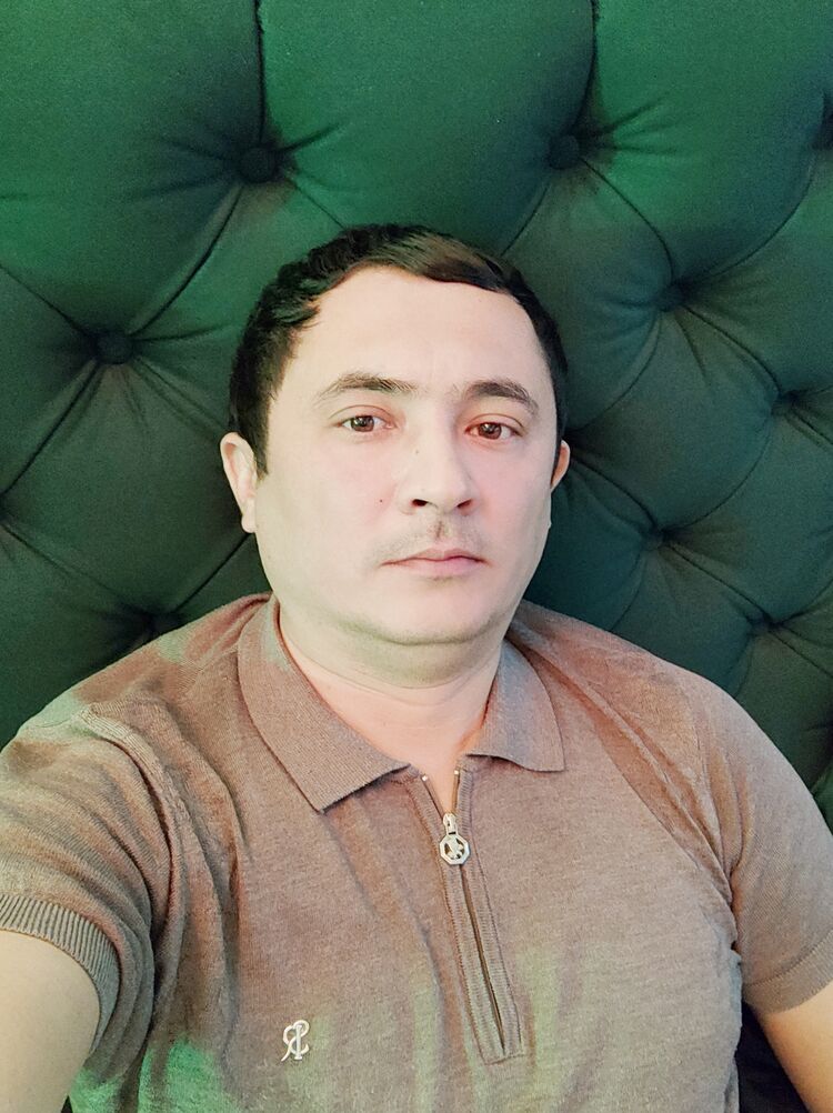  ,   Hayot, 43 ,   ,   