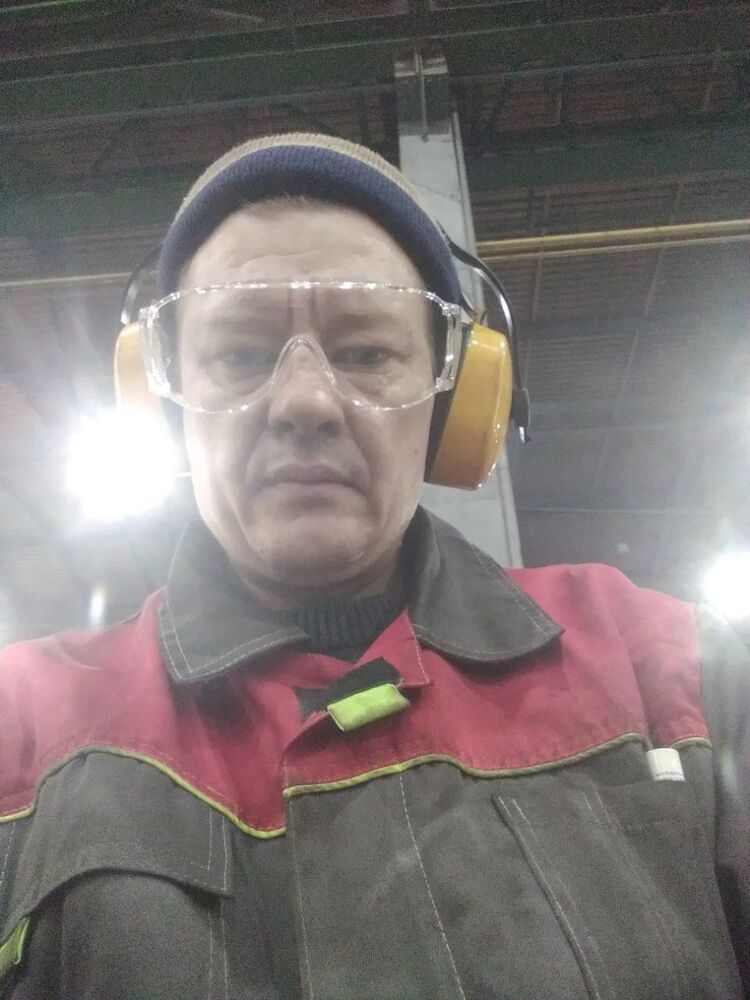  30728878  , 44 ,    