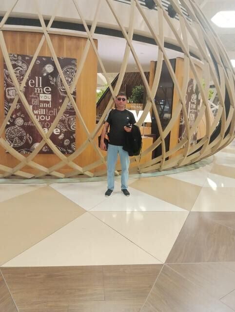  44446898  Naib, 41 ,    Podgorica
