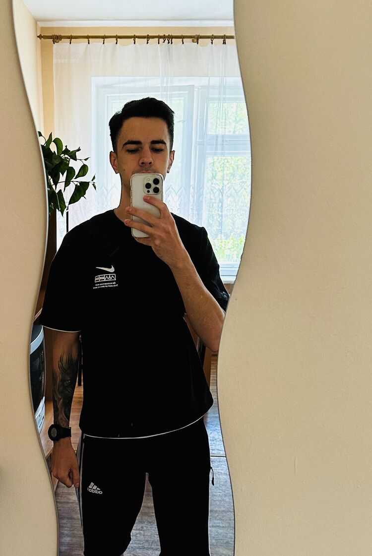  ,   , 27 ,   